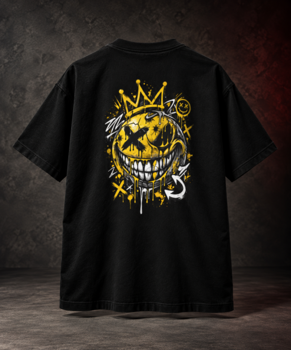 20260918103926-1f1b34d3-813c-6fe6-aff1-de91645fea30.png Chaos Smile Boxy Tee – Oversized Graffiti Streetwear T-Shirt