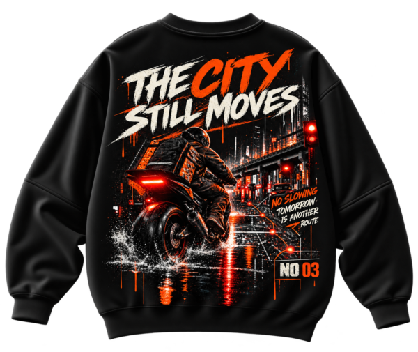 20261005145314-1f1c0cc7-dbce-6ef6-84d8-f677bba1dc44.png The City Still Moves oversized graphic sweatshirt with motorcycle, urban night scene and red streetwear back print